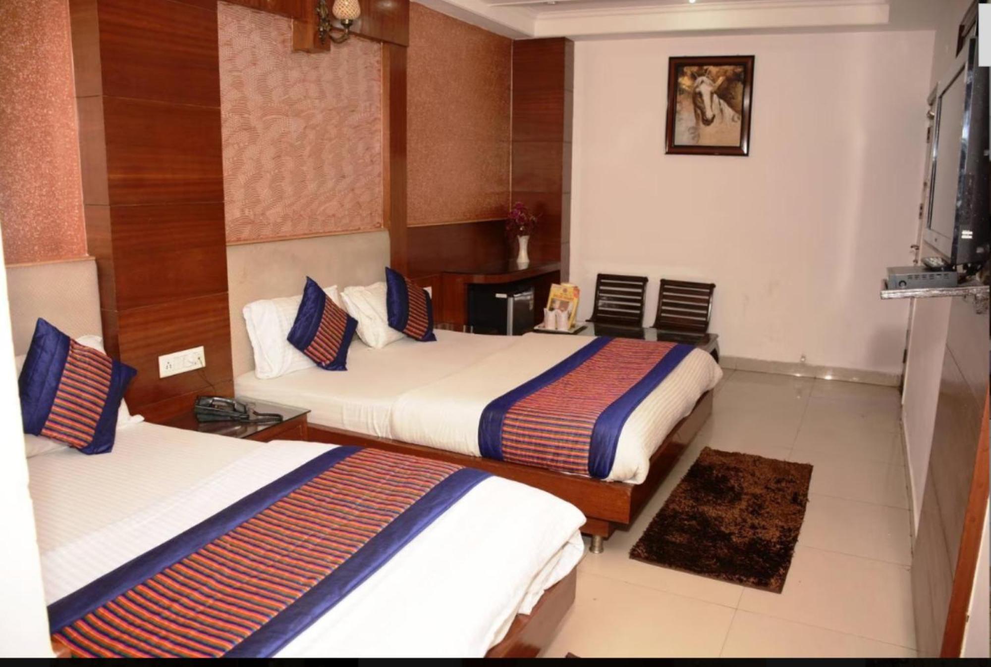 Capital O 6408 Hotel Delhi Heart New Delhi Exterior photo